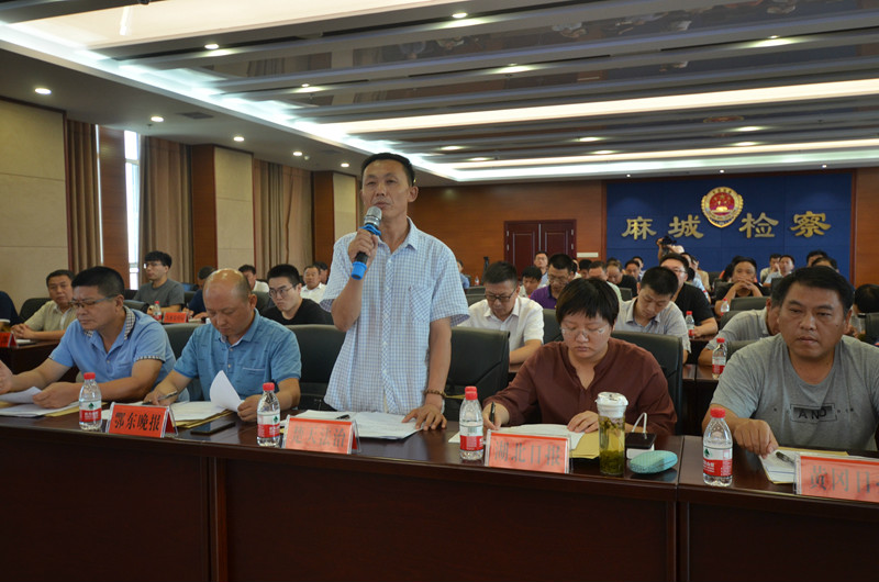 楚天法治提问.JPG